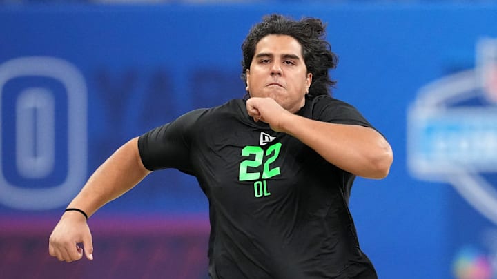 Utah offensive tackle Spencer Fano