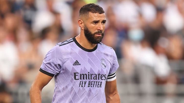 Le Real Madrid veut une doublure pour Benzema