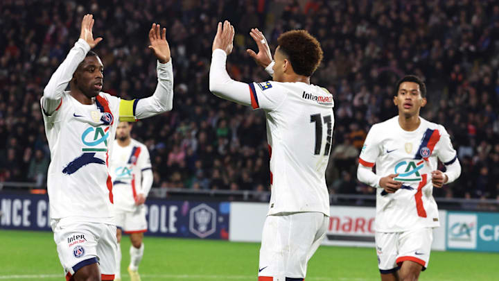 Le PSG s'impose face à Fontenay en Coupe de France Le PSG s'impose face à Fontenay en Coupe de France