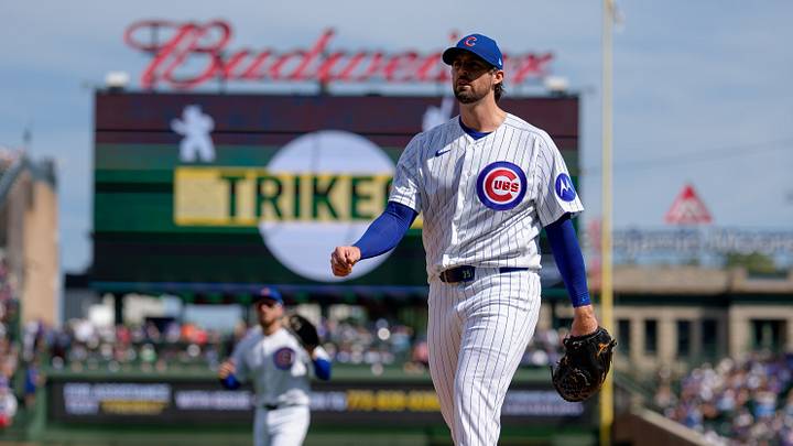Pittsburgh Pirates v Chicago Cubs Pittsburgh Pirates v Chicago Cubs
