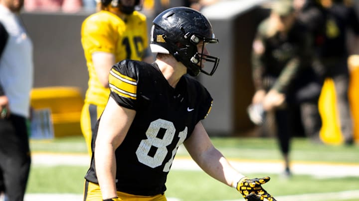 Iowa tight end DJ Vonnahme (81) lines up during a spring NCAA football open practice at Kinnick Stadium. Mandatory Credit: Joseph Cress/For the Register