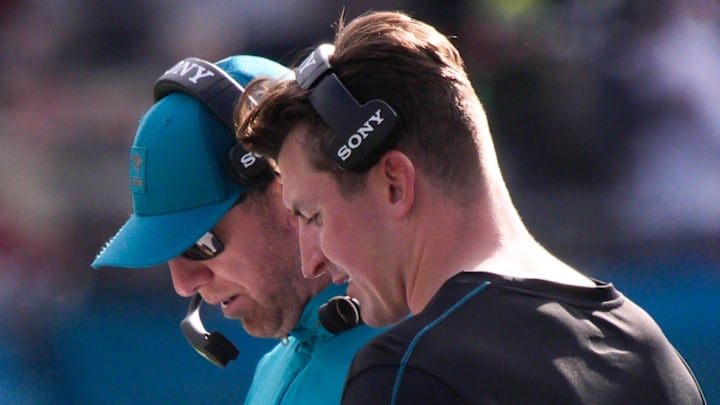 Jacksonville Jaguars head coach Liam Coen and Jacksonville Jaguars offensive coordinator Grant Udinski talk during the second quarter during an NFL football game at EverBank Stadium, Sunday, Dec. 14, 2025, in Jacksonville, Fla. [Doug Engle/Florida Times-Union]