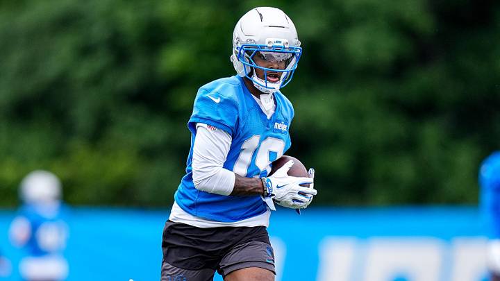 Detroit Lions wide receiver Dominic Lovett (19) practices during mini camp at Meijer Performance Center in Allen Park on Wednesday, June 17, 2026. Detroit Lions wide receiver Dominic Lovett (19) practices during mini camp at Meijer Performance Center in Allen Park on Wednesday, June 17, 2026.