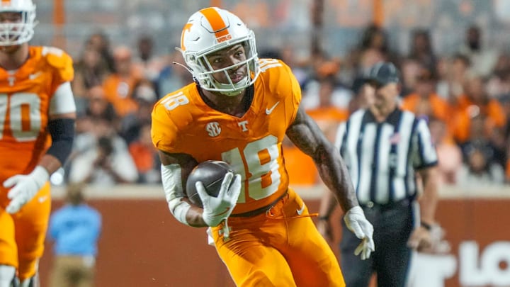 Tennessee Volunteers vs. Syracuse Orange football game prediction, picks, odds 2025