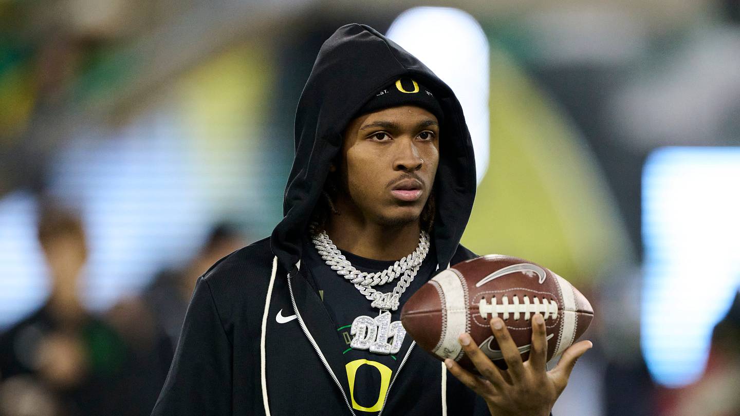 Everything Dakorien Moore Said at Oregon Ducks Media Day