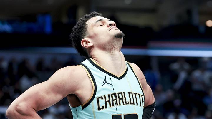 Charlotte Hornets guard Josh Green (10) 