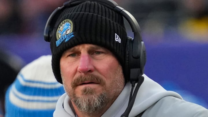 Detroit Lions head coach Dan Campbell at MetLife Stadium. 
