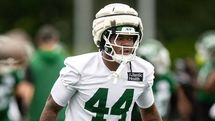 New York Jets linebacker Jamien Sherwood New York Jets linebacker Jamien Sherwood