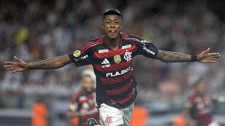 Bruno Henrique foi o nome do Flamengo na conquista da Supercopa Rei Bruno Henrique foi o nome do Flamengo na conquista da Supercopa Rei