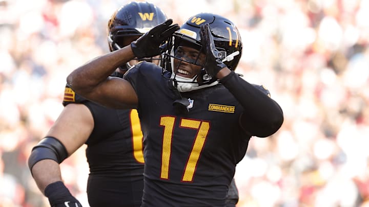 Washington Commanders wide receiver Terry McLaurin (17).