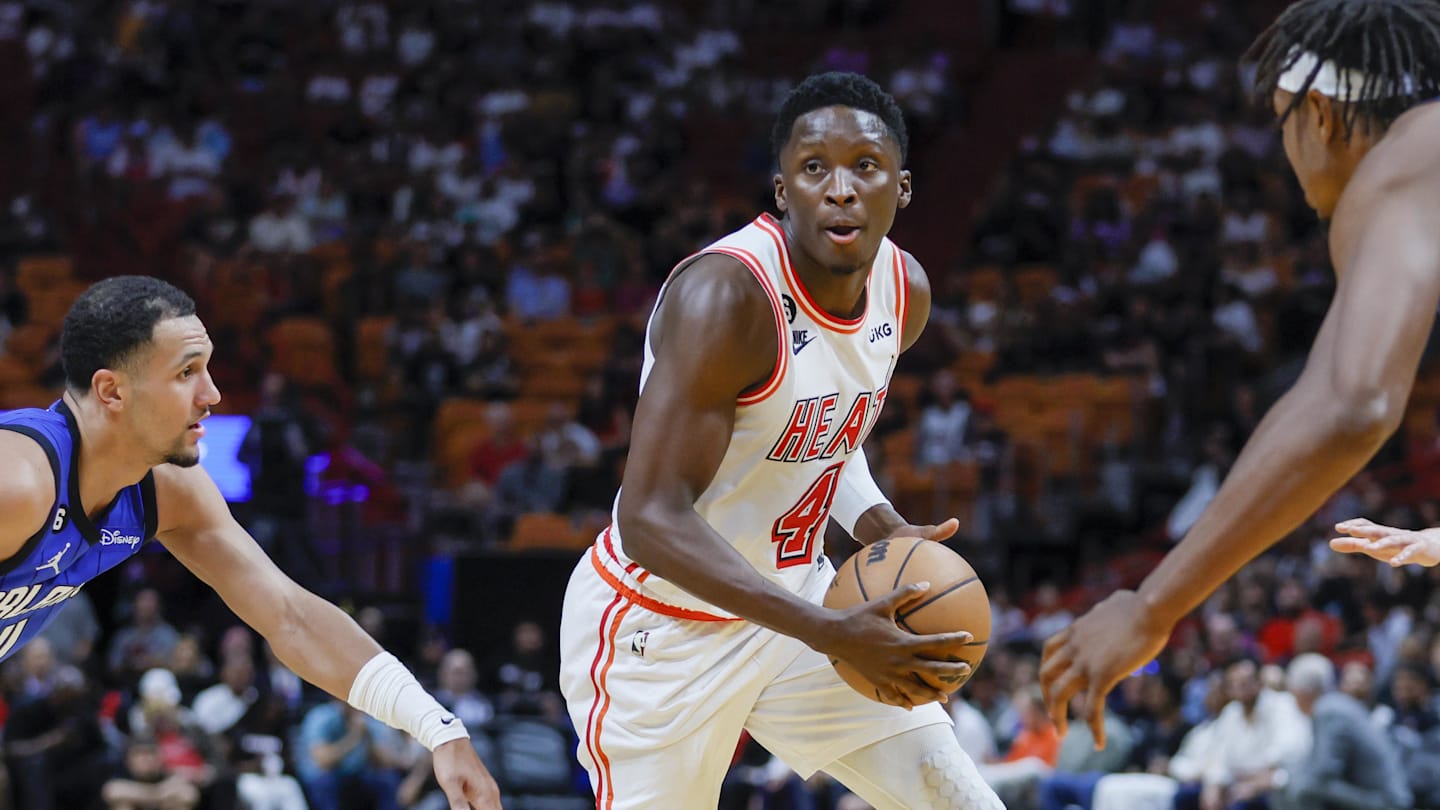 Cleveland Cavaliers G-League Affiliate Trades για δύο φορές NBA All-Star