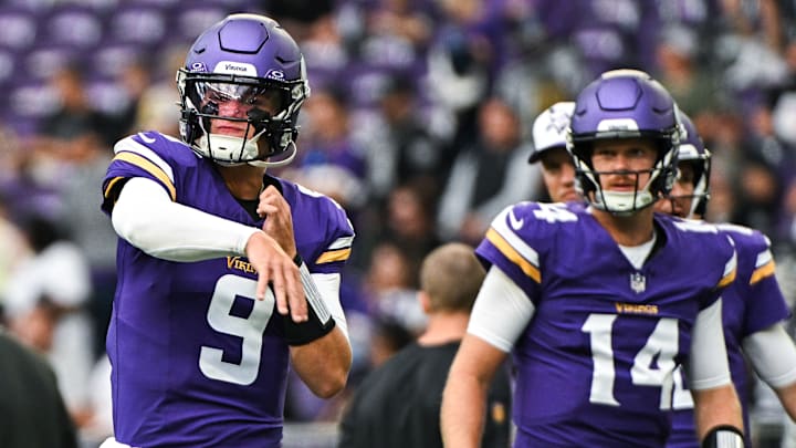 Minnesota Vikings QBs J.J. McCarthy and Sam Darnold