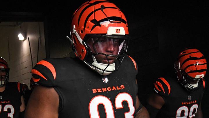 Aug 7, 2025; Philadelphia, Pennsylvania, USA; Cincinnati Bengals defensive tackle McKinnley Jackson (93) in the tunnel against the Philadelphia Eagles at Lincoln Financial Field. Mandatory Credit: Eric Hartline-Imagn Images Aug 7, 2025; Philadelphia, Pennsylvania, USA; Cincinnati Bengals defensive tackle McKinnley Jackson (93) in the tunnel against the Philadelphia Eagles at Lincoln Financial Field. Mandatory Credit: Eric Hartline-Imagn Images