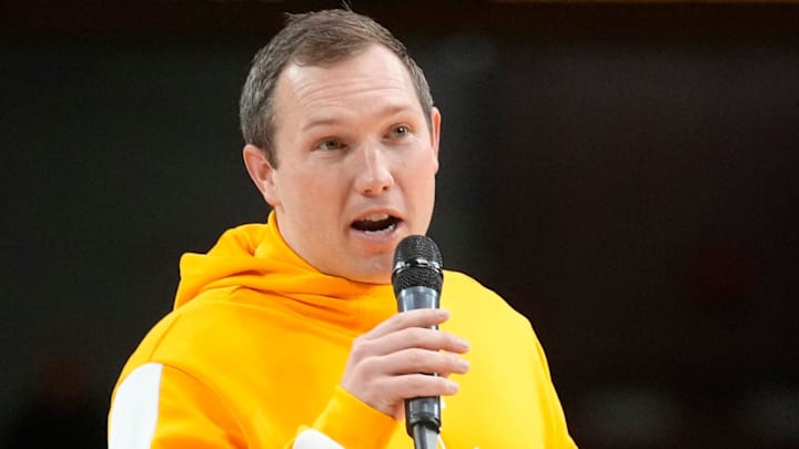 Dec 4, 2022; Tempe, Arizona, USA;  Arizona State football coach Kenny Dillingham talks to the basketball fans during Pac 12 play between Arizona State and Stanford at Desert Financial Arena. Mandatory Credit: Michael Chow-Arizona Republic

Basketball Asu Stan Stanford At Arizona State