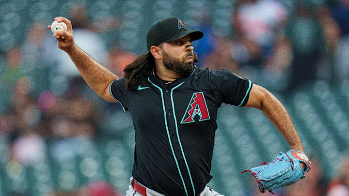 Sep 8, 2025; San Francisco, California, USA; Arizona Diamondbacks starting pitcher Nabil Crismatt (61) delivers a pitch against the San Francisco Giants during the first inning at Oracle Park. Mandatory Credit: Neville E. Guard-Imagn Images Sep 8, 2025; San Francisco, California, USA; Arizona Diamondbacks starting pitcher Nabil Crismatt (61) delivers a pitch against the San Francisco Giants during the first inning at Oracle Park. Mandatory Credit: Neville E. Guard-Imagn Images