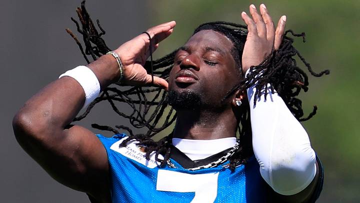 Jacksonville Jaguars wide receiver Brian Thomas Jr. (7) flips his hair during the third day of minicamp at the Miller Electric Center, Thursday, June 11, 2026, in Jacksonville, Fla.