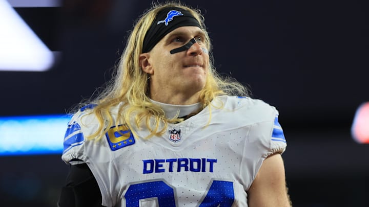 Oct 5, 2025; Cincinnati, Ohio, USA; Detroit Lions middle linebacker Alex Anzalone (34) walks off the field after a win over the Cincinnati Bengals at Paycor Stadium. Oct 5, 2025; Cincinnati, Ohio, USA; Detroit Lions middle linebacker Alex Anzalone (34) walks off the field after a win over the Cincinnati Bengals at Paycor Stadium.