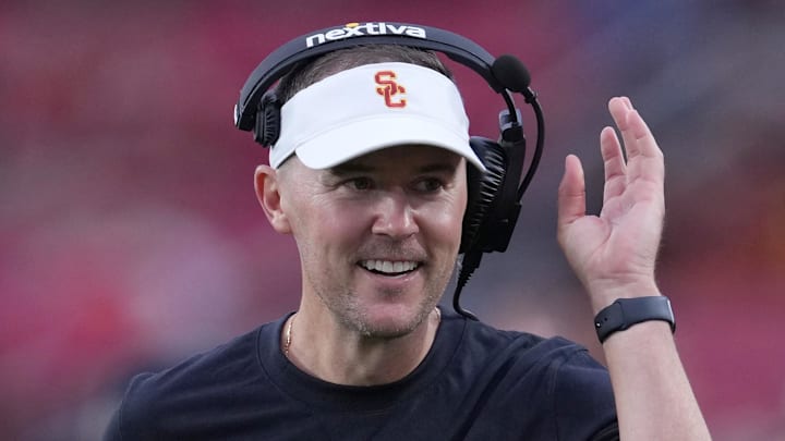 Sep 2, 2023; Los Angeles, California, USA; Southern California Trojans head coach Lincoln Riley reacts against the Nevada Wolf Pack in the second half at United Airlines Field at Los Angeles Memorial Coliseum. Mandatory Credit: Kirby Lee-Imagn Images Sep 2, 2023; Los Angeles, California, USA; Southern California Trojans head coach Lincoln Riley reacts against the Nevada Wolf Pack in the second half at United Airlines Field at Los Angeles Memorial Coliseum. Mandatory Credit: Kirby Lee-Imagn Images