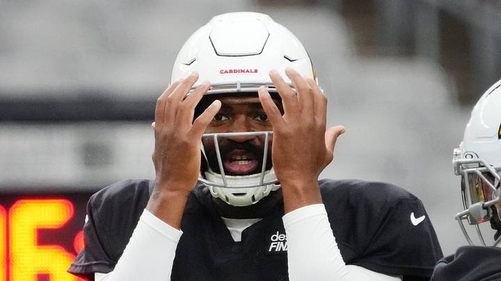 Arizona Cardinals quarterback Jacoby Brissett (7) works out with his teammates during training camp at State Farm Stadium in Glendale on Aug. 3, 2026. Arizona Cardinals quarterback Jacoby Brissett (7) works out with his teammates during training camp at State Farm Stadium in Glendale on Aug. 3, 2026.