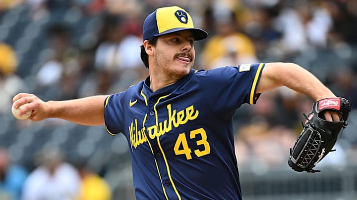 Milwaukee Brewers v Pittsburgh Pirates