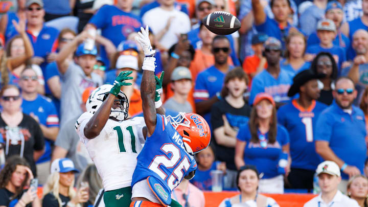 Florida Gators defensive back Cormani McClain suffered a lower-body injury against Tennessee.
