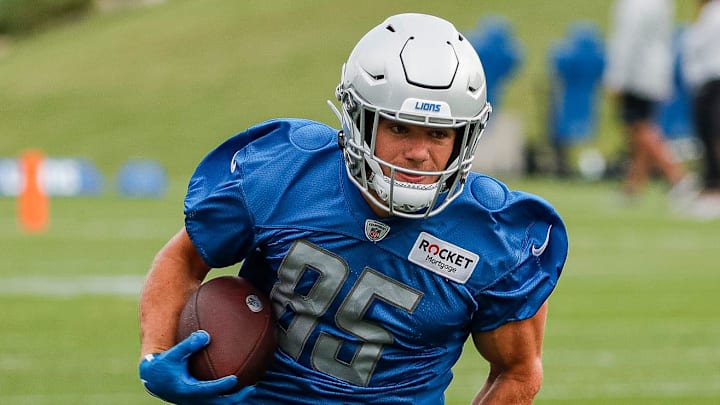 Detroit Lions wide receiver Tom Kennedy practices during the first day of training camp 