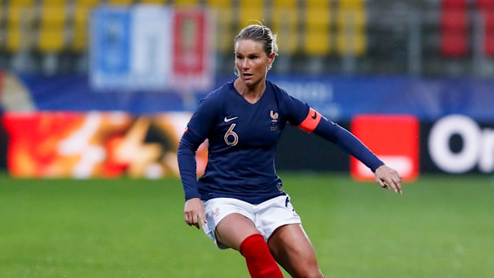 Amandine Henry va retrouver la sélection.