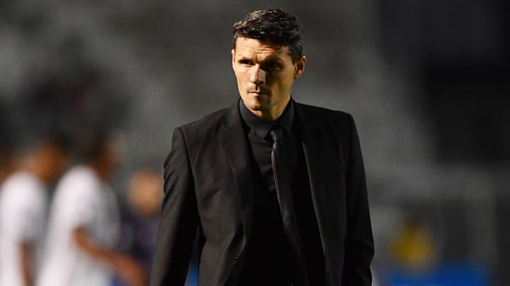 El técnico argentino Fernando Ortiz, DT del América, espera sumar su sexta victoria consecutiva ante Tigres.