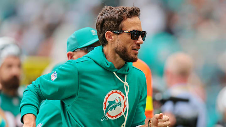 Dec 21, 2025; Miami Gardens, Florida, USA; Miami Dolphins head coach Mike McDaniel looks on during the second quarter against the Cincinnati Bengals at Hard Rock Stadium. Mandatory Credit: Sam Navarro-Imagn Images