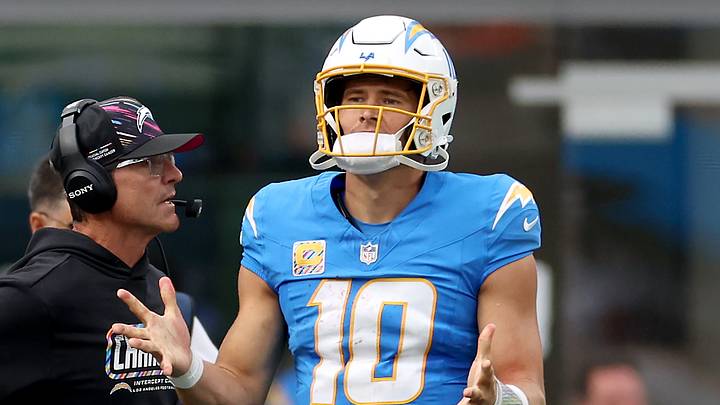 Los Angeles Chargers quarterback Justin Herbert Los Angeles Chargers quarterback Justin Herbert