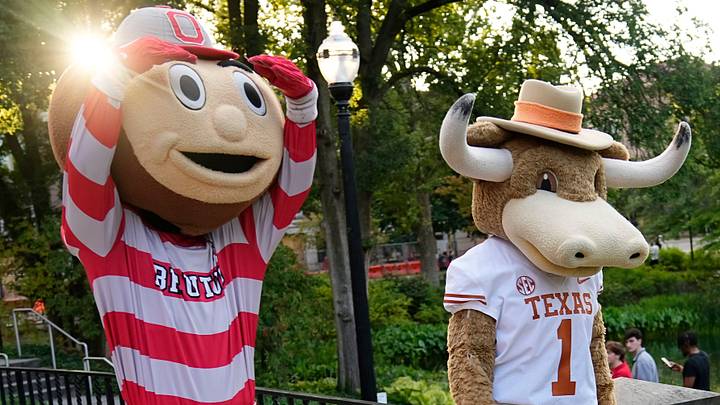ChatGPT believes Texas and Georgia have a better chance of being a dynasty than Ohio State