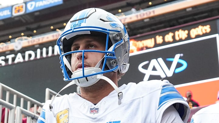 Detroit Lions quarterback Jared Goff walks out from the tunnel and get ready to take the field against Commanders