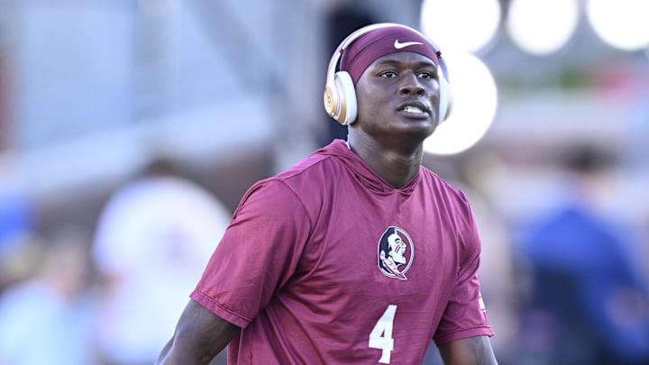 Sep 28, 2024; Dallas, Texas, USA; Florida State Seminoles defensive back Charles Lester III (4) before the game between the Southern Methodist Mustangs and the Florida State Seminoles at Gerald J. Ford Stadium. Mandatory Credit: Jerome Miron-Imagn Images Sep 28, 2024; Dallas, Texas, USA; Florida State Seminoles defensive back Charles Lester III (4) before the game between the Southern Methodist Mustangs and the Florida State Seminoles at Gerald J. Ford Stadium. Mandatory Credit: Jerome Miron-Imagn Images
