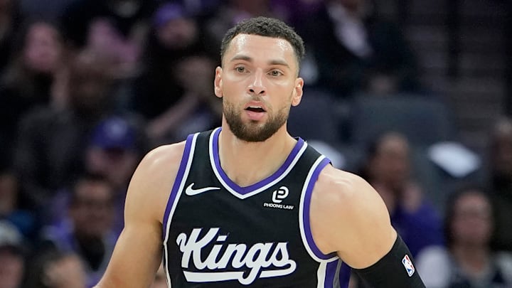 Denver Nuggets v Sacramento Kings