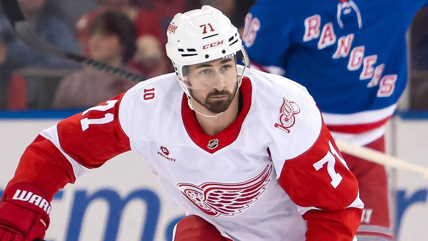 Dylan Larkin just became the Maple Leafs' dream trade target