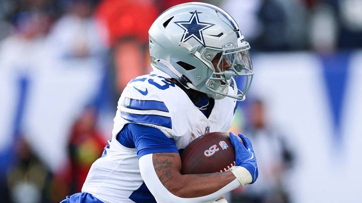 Dallas Cowboys running back Jaydon Blue rushes during the second quarter against the New York Giants. Dallas Cowboys running back Jaydon Blue rushes during the second quarter against the New York Giants.