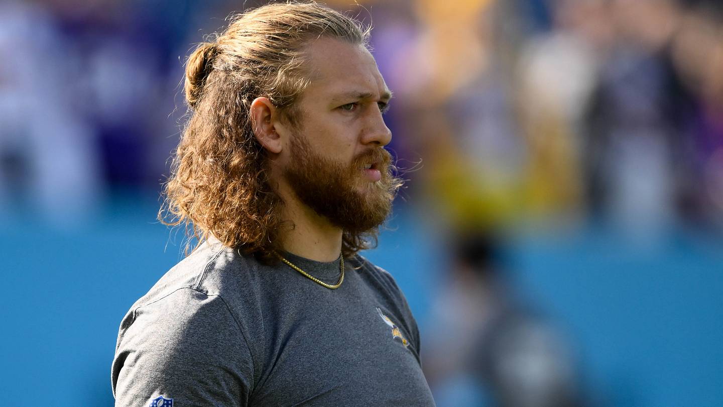 3 Free-Agent TEs for Vikings to Sign as T.J. Hockenson Injury Remains a Concern During Bye Week