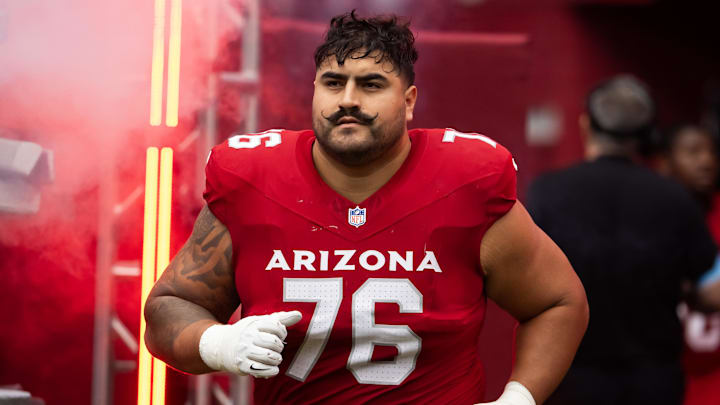 Sep 29, 2024; Glendale, Arizona, USA; Arizona Cardinals guard Will Hernandez (76) against the Washington Commanders at State Farm Stadium. Mandatory Credit: Mark J. Rebilas-Imagn Images Sep 29, 2024; Glendale, Arizona, USA; Arizona Cardinals guard Will Hernandez (76) against the Washington Commanders at State Farm Stadium. Mandatory Credit: Mark J. Rebilas-Imagn Images