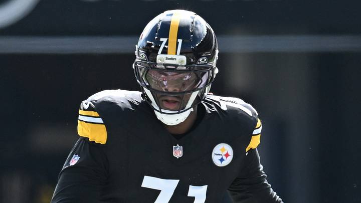 Sep 27, 2026; Pittsburgh, Pennsylvania, USA; Pittsburgh Steelers offensive tackle Max Iheanachor (71) looks to block against the Cincinnati Bengals during the first half at Acrisure Stadium. Mandatory Credit: Barry Reeger-Imagn Images