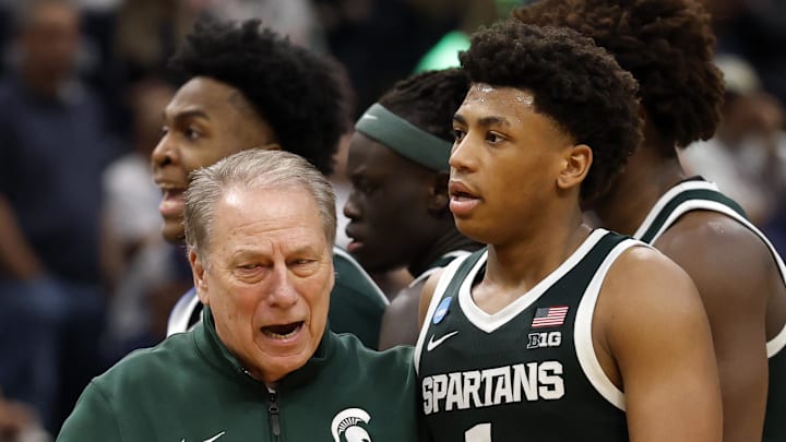 Mar 27, 2026; Washington, DC, USA; Michigan State Spartans head coach Tom Izzo talks with guard Jeremy Fears Jr. (1) in the second half during a Sweet Sixteen game of the East Regional of the men's 2026 NCAA Tournament at Capital One Arena. Mandatory Credit: Geoff Burke-Imagn Images Mar 27, 2026; Washington, DC, USA; Michigan State Spartans head coach Tom Izzo talks with guard Jeremy Fears Jr. (1) in the second half during a Sweet Sixteen game of the East Regional of the men's 2026 NCAA Tournament at Capital One Arena. Mandatory Credit: Geoff Burke-Imagn Images