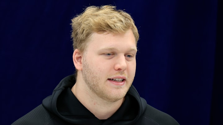 Rylie Mills at the NFL combine Rylie Mills at the NFL combine