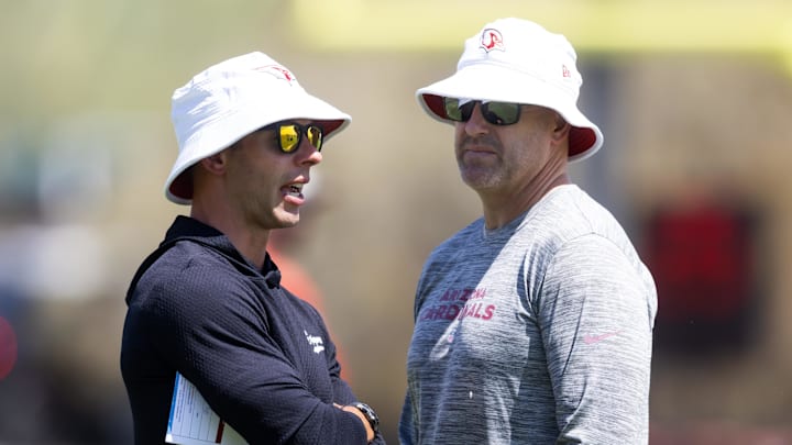 Jun 10, 2025; Tempe, AZ, USA; Arizona Cardinals head coach Jonathan Gannon (left) with general manager Monti Ossenfort during minicamp at the teams Arizona Cardinals Training Facility. Mandatory Credit: Mark J. Rebilas-Imagn Images Jun 10, 2025; Tempe, AZ, USA; Arizona Cardinals head coach Jonathan Gannon (left) with general manager Monti Ossenfort during minicamp at the teams Arizona Cardinals Training Facility. Mandatory Credit: Mark J. Rebilas-Imagn Images