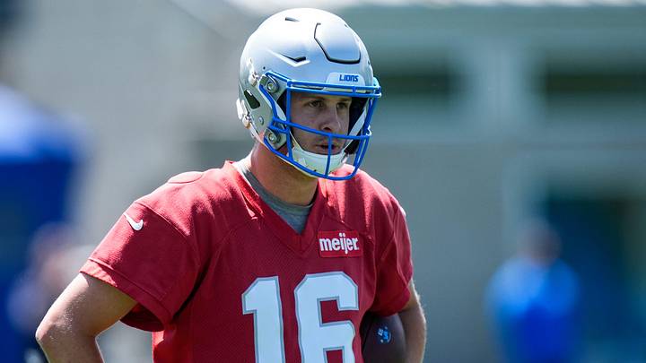 Detroit Lions quarterback Jared Goff (16) practices a drill during OTAs at team's Performance Center in Allen Park Detroit Lions quarterback Jared Goff (16) practices a drill during OTAs at team's Performance Center in Allen Park