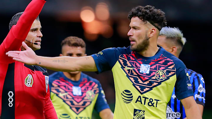 El paraguayo Bruno Valdez se convirtió en el defensa más goleador de la historia del América.