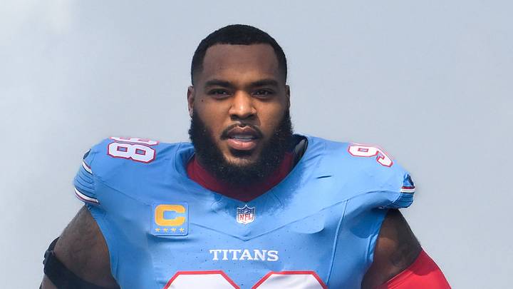 Tennessee Titans defensive tackle Jeffery Simmons (98) Tennessee Titans defensive tackle Jeffery Simmons (98)