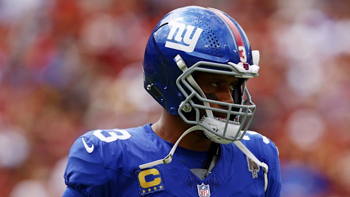 Sep 7, 2025; Landover, Maryland, USA; New York Giants quarterback Russell Wilson (3) during the first quarter against the Washington Commanders at Northwest Stadium. Sep 7, 2025; Landover, Maryland, USA; New York Giants quarterback Russell Wilson (3) during the first quarter against the Washington Commanders at Northwest Stadium.