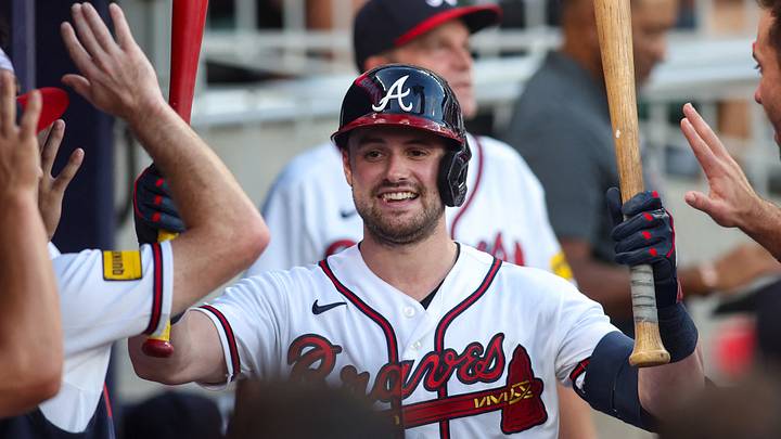 Aug 12, 2026; Atlanta, Georgia, USA; Atlanta Braves left fielder Lane Thomas (20) celebrates with teammates after a home run against the New York Mets in the second inning at Truist Park. Mandatory Credit: Brett Davis-Imagn Images