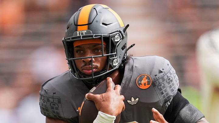 Tennessee RB DeSean Bishop Tennessee RB DeSean Bishop