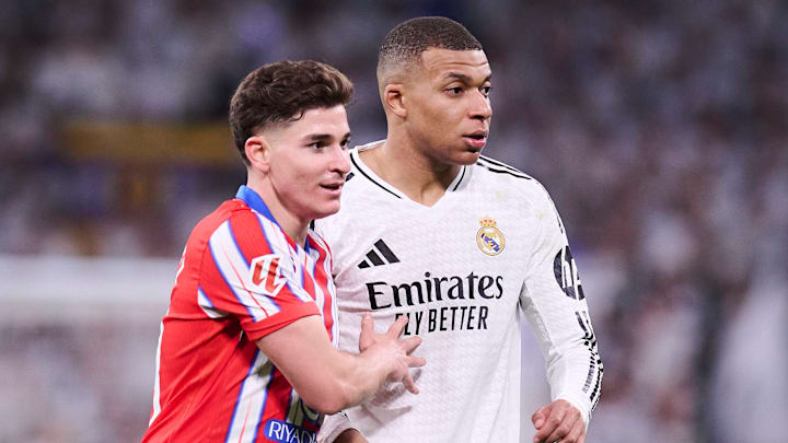 Kylian Mbappé (right) noticed Julián Alvarez (left) hit his penalty with both feet.
