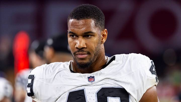 Edge rusher Charles Snowden is getting another chance on a 53-man roster after being signed by the Atlanta Falcons. Edge rusher Charles Snowden is getting another chance on a 53-man roster after being signed by the Atlanta Falcons.